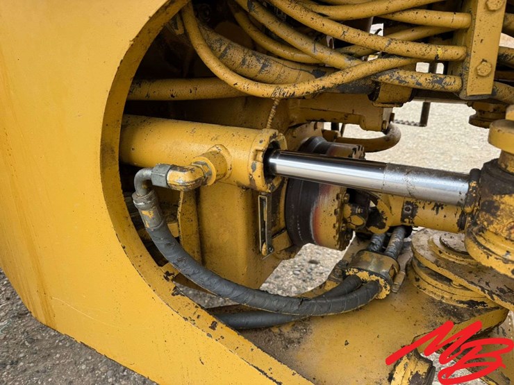 1994-caterpillar-928f-image-31