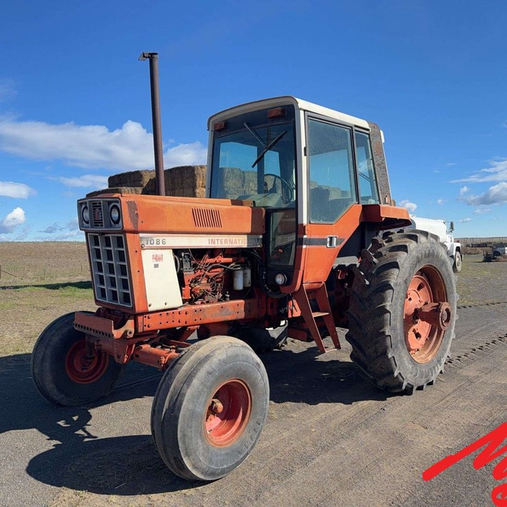 INTERNATIONAL 1086