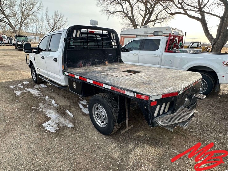 2019-ford-f250-xl-image-3