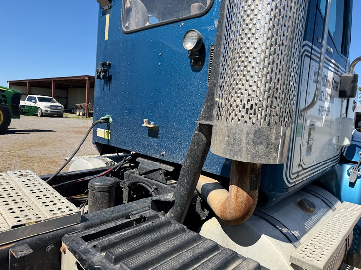 #42452-•-2007-international-l9427-daycab-truck-tractor-vin:-2hscnapr37c468369-image-43