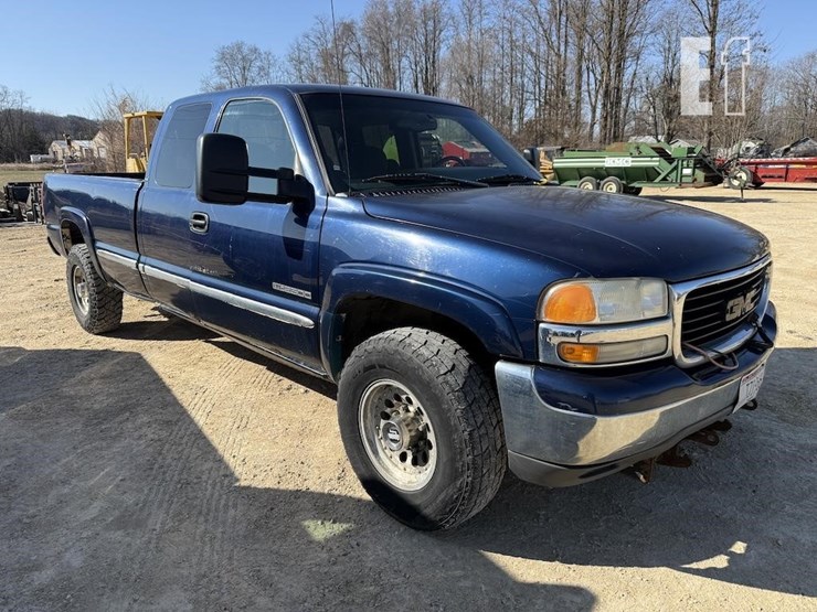 2000-gmc-2500-image-3