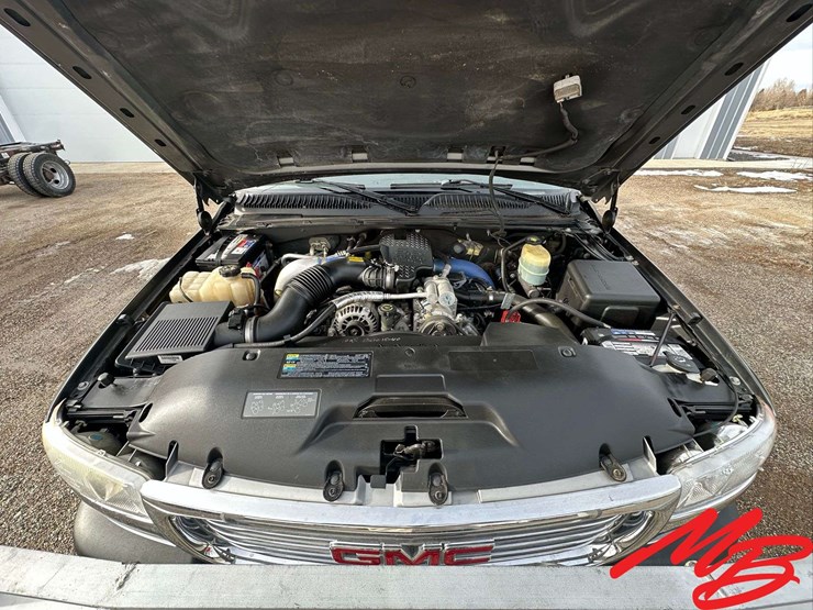 2002-gmc-2500-image-37