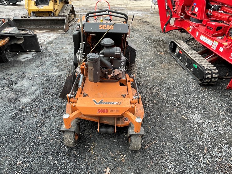 #1016-•-scag-v-ride-lawn-mower-(fall-creek,-wi)-image-2