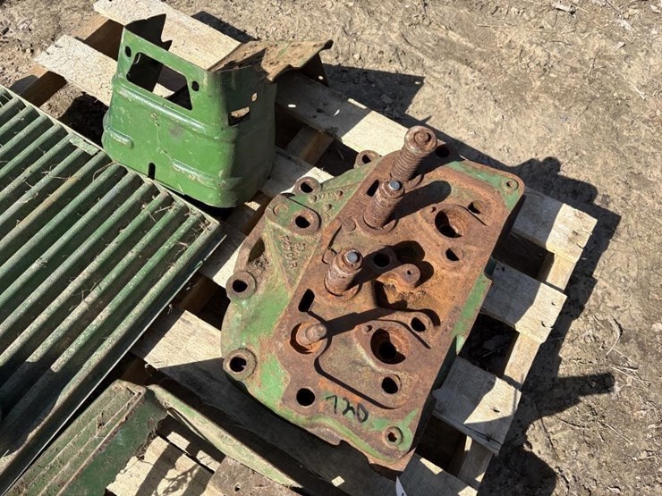 john-deere-720-image-5