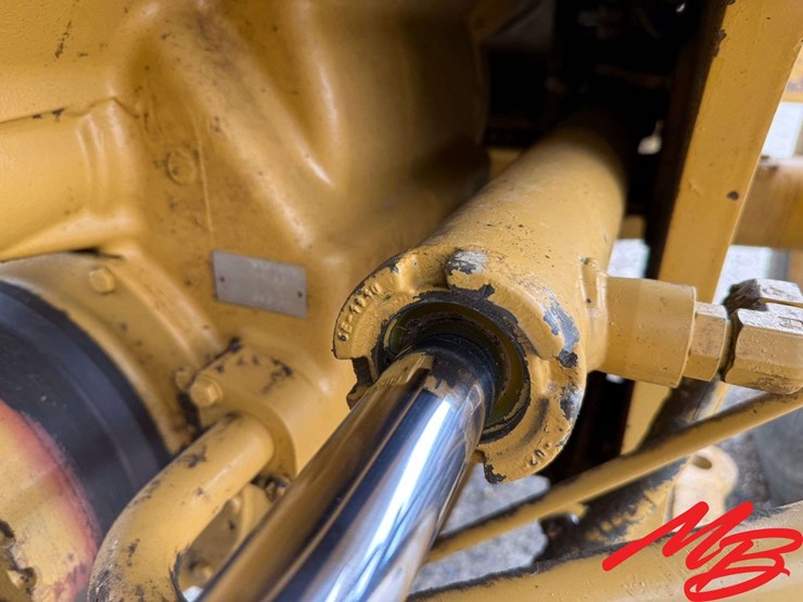 1994-caterpillar-928f-image-22