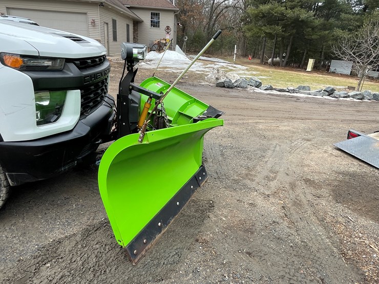 2020-chevrolet-2500hd-image-78