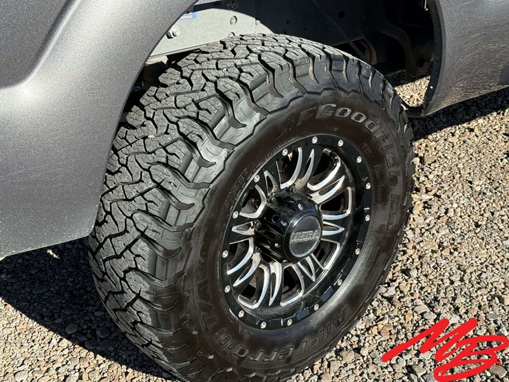 2011-ford-f250-image-12