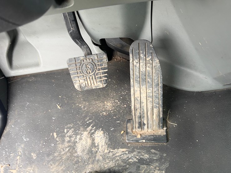 2017-kenworth-t680-image-60