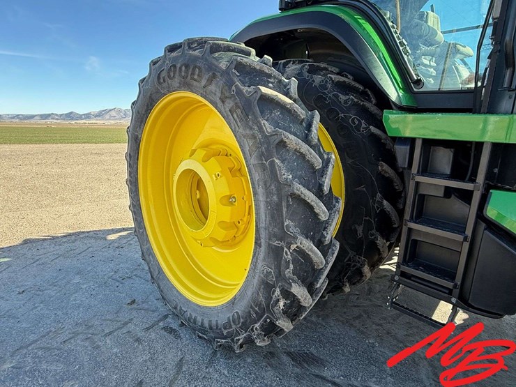 2024-john-deere-8r-310-image-18