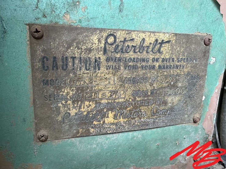 peterbilt-362-image-44