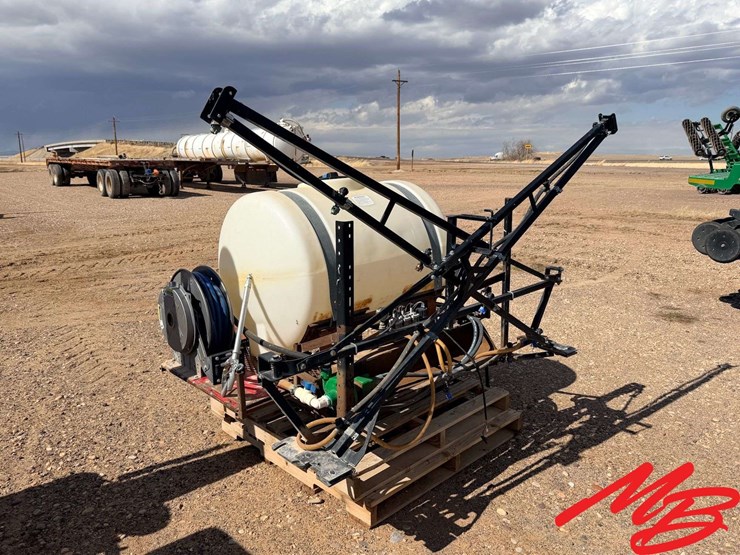 150-gallon-3-pt-sprayer-image-1