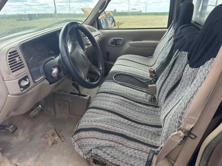 1996-chevrolet-2500-image-9