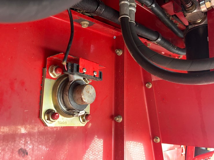 2008-case-ih-2577-image-57