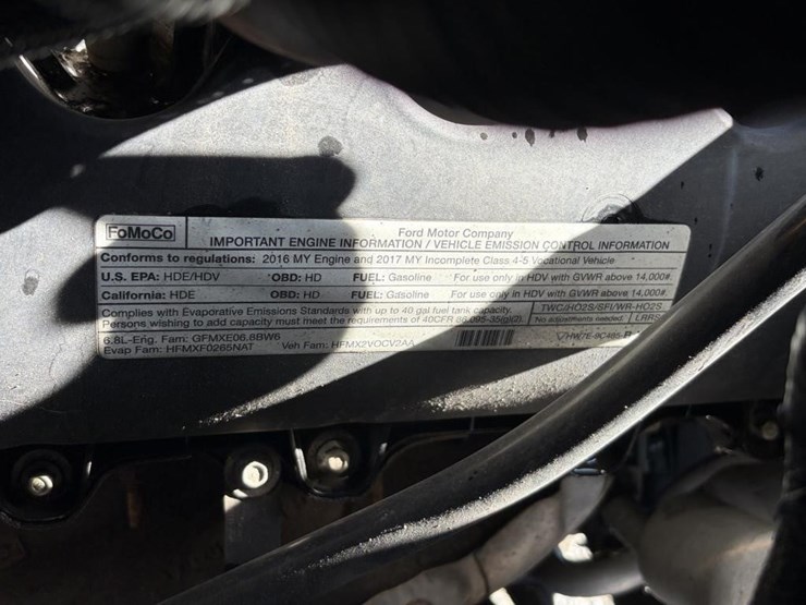 2017-ford-f550-image-9