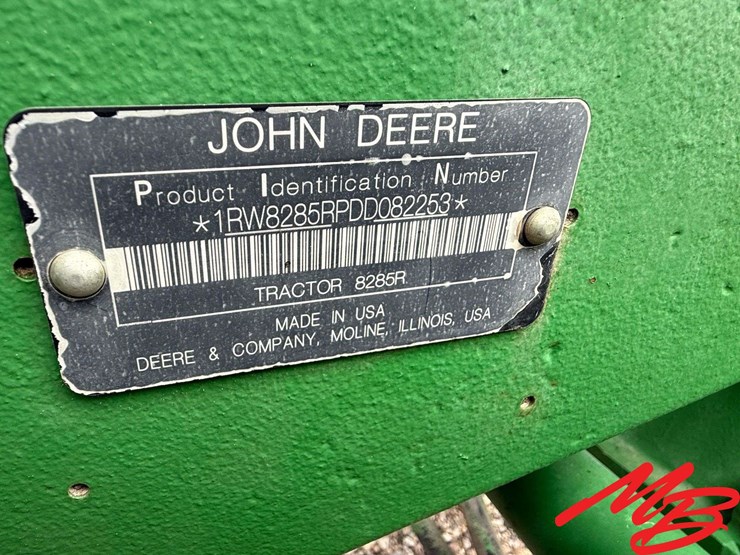 2013-john-deere-8285r-image-31