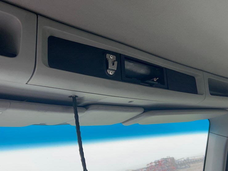 2017-kenworth-t680-image-64