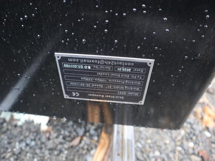 future-skid-steer-sweeper-image-6