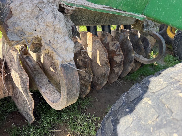 john-deere-2623vt-image-14