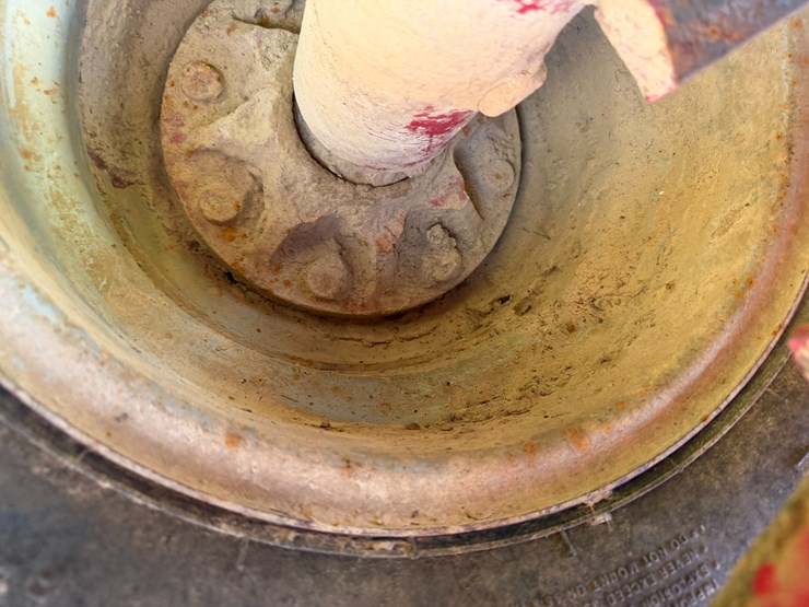 case-ih-3900dh-image-13