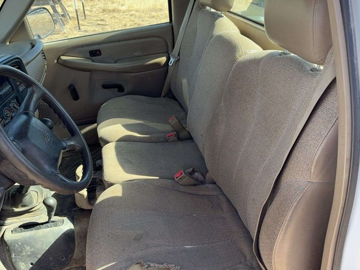 2002-chevrolet-silverado-1500-ls-image-26