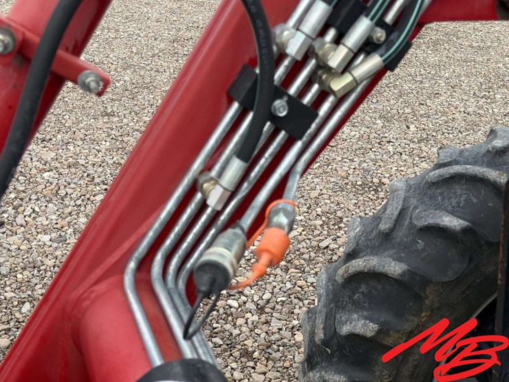 case-ih-jx75-image-12