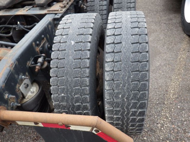 2016-international-8600-image-6