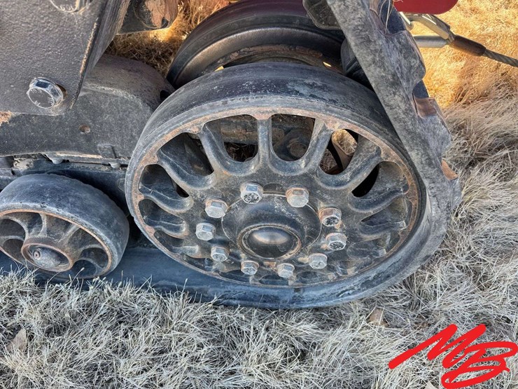 2014-case-ih-400-image-36