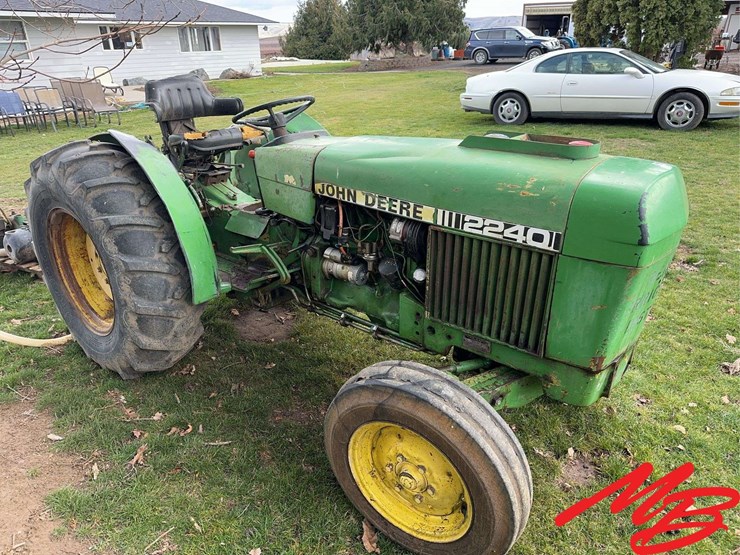 john-deere-2240-image-3