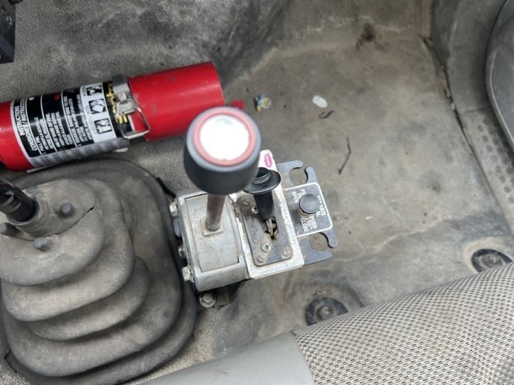 2004-ford-f650-sd-image-27