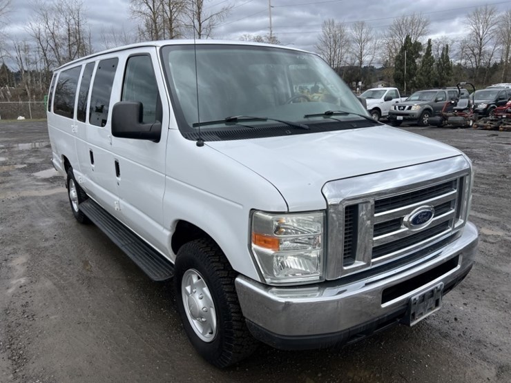 2008-ford-e350-image-2