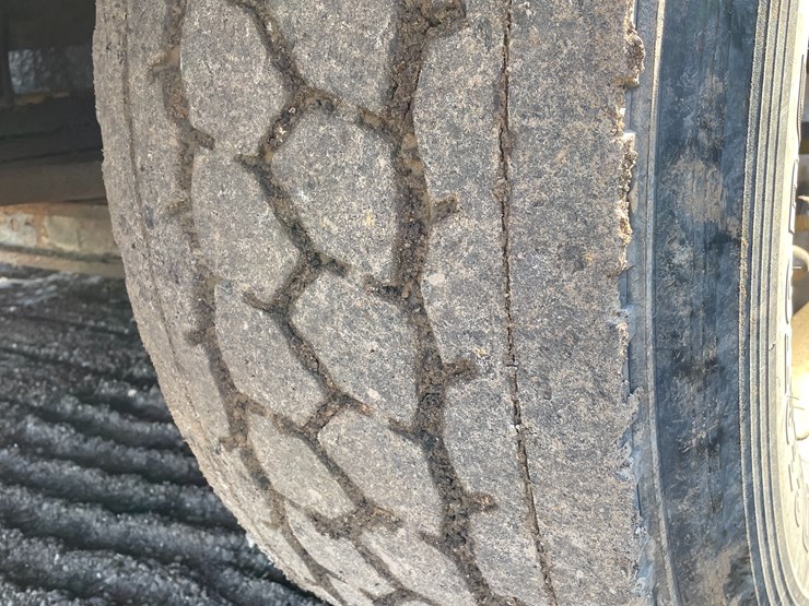 1997-kenworth-t800-image-8