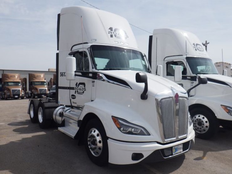 2024-kenworth-t680-image-4