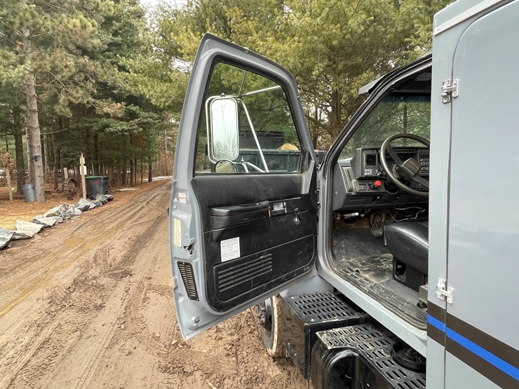 1995-gmc-topkick-image-14