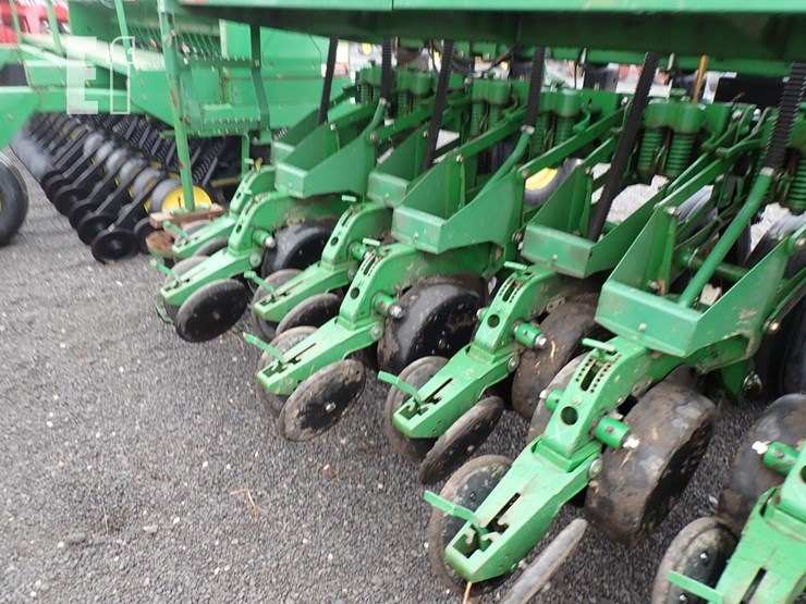 john-deere-1530-image-10