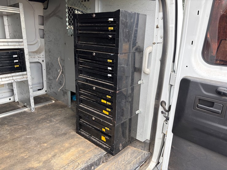 2015-ford-transit-image-31