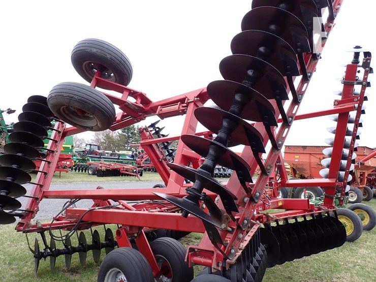 case-ih-3900-image-11