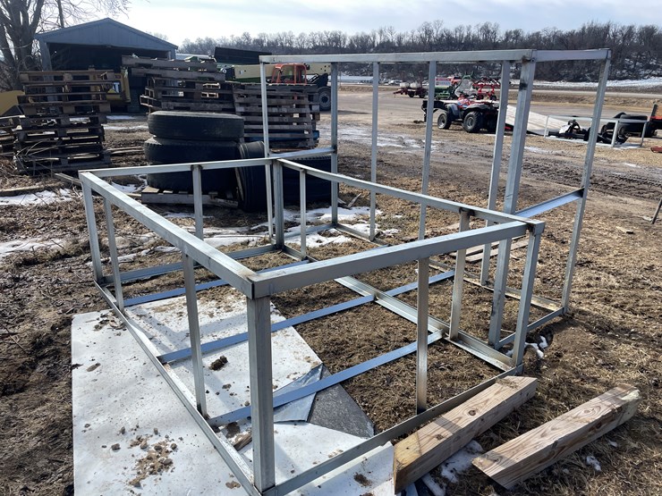 #2495-•-(2)-metal-crates-image-5