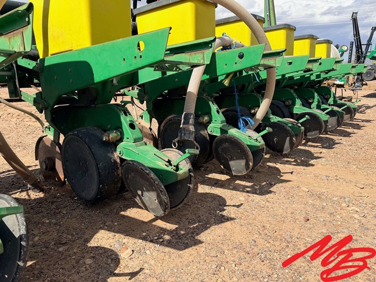 john-deere-1730-image-8