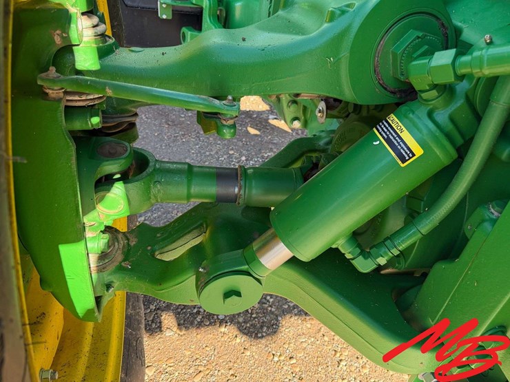 2021-john-deere-8r-370-image-18