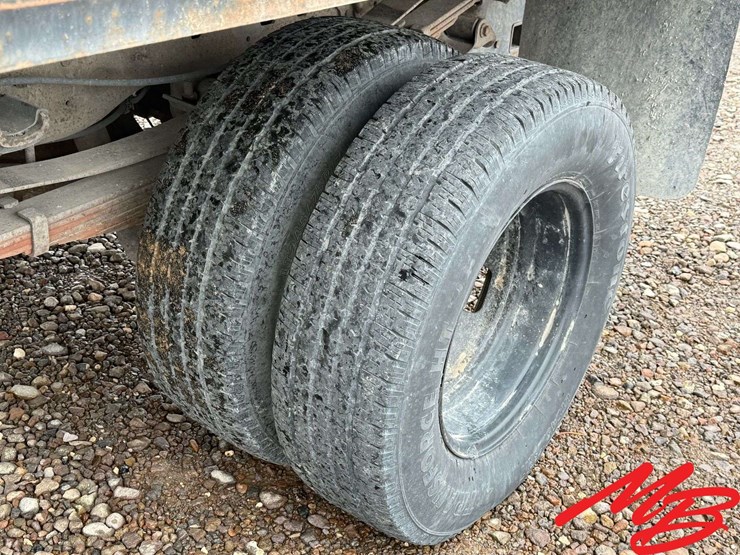 2006-ford-f350-image-12