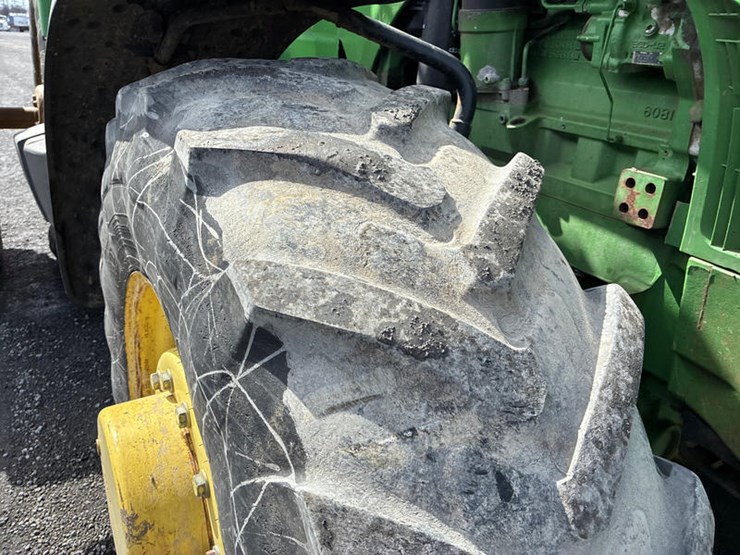 2004-john-deere-8320-image-29