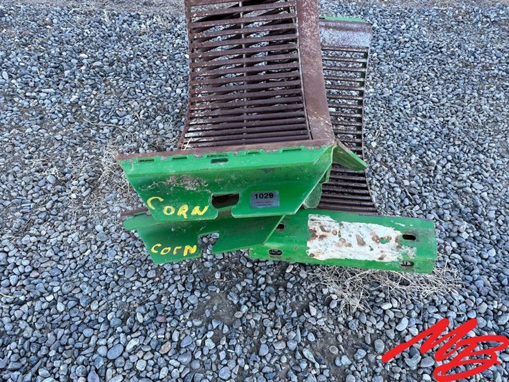 john-deere-9670-round-bar-concaves-image-1