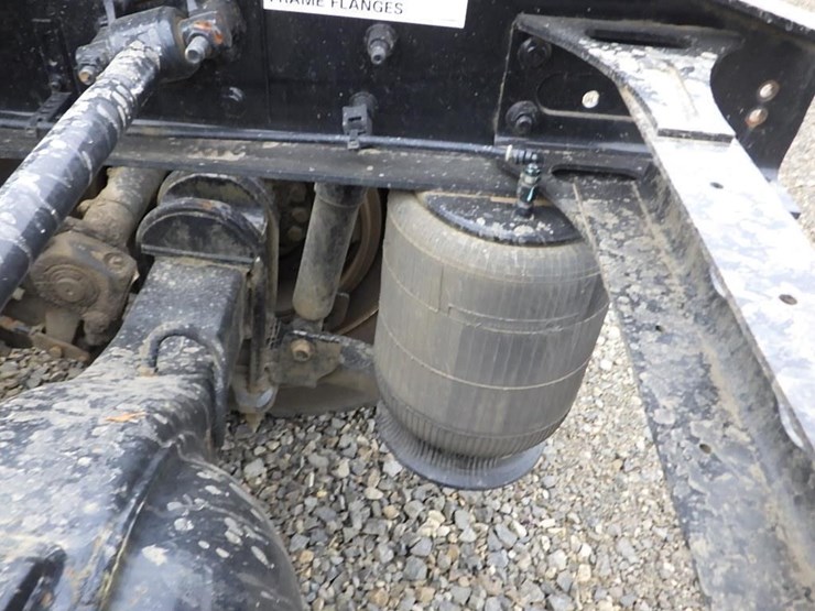 2016-international-prostar-image-10