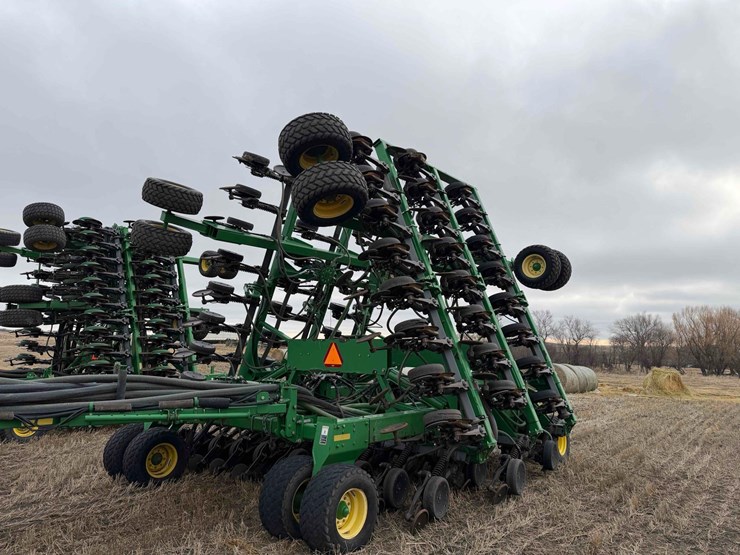 john-deere-1910-image-11