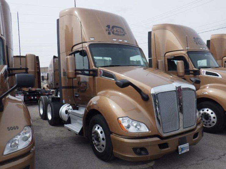 2022-kenworth-t680-image-5