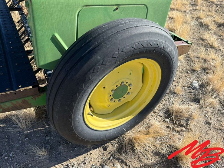 john-deere-8300-image-22