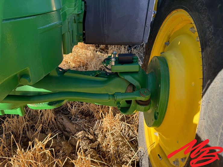 2015-john-deere-7210r-image-11