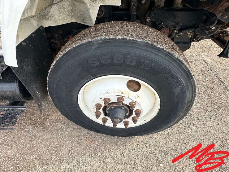 2008-international-7400-image-29