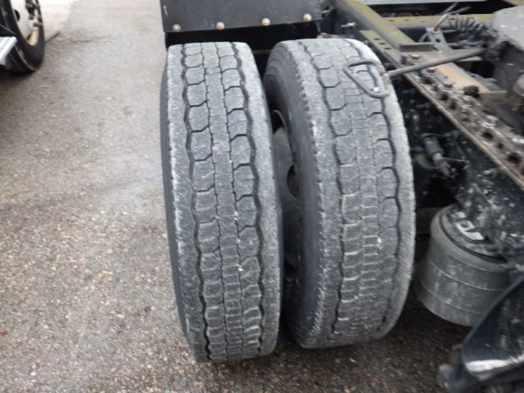 2016-international-8600-image-14