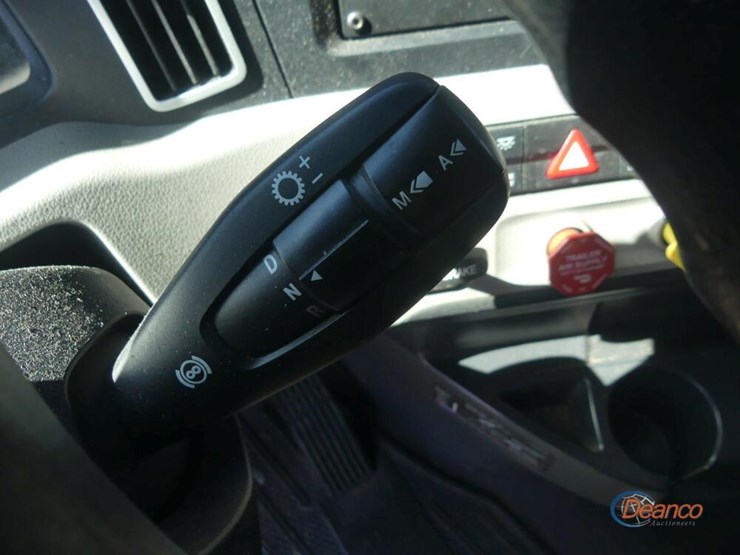 2023-freightliner-cascadia-116-image-18